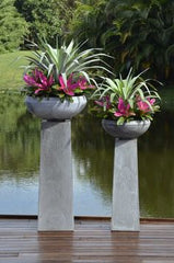 2 PLANTER PAIR