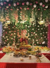 A Serene and Elegant Floral Theme