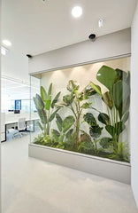 A Green Retreat in the Heart of the City,appartment lobby