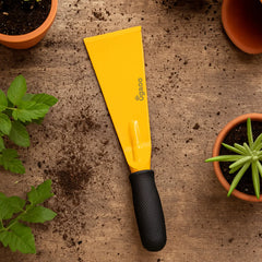 bent scrapper for mud scrap