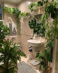 A Spa-Like Green Retreat,BATHROOM