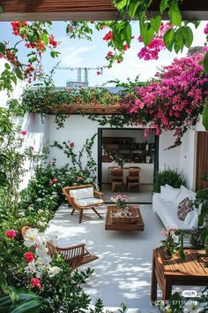 BALCONY WITH NICE CREEPER AND FLOWERS,A Place to Unplug: