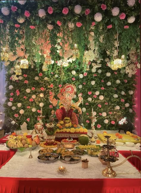 A Serene and Elegant Floral Theme