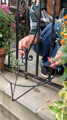 railing hanging stand